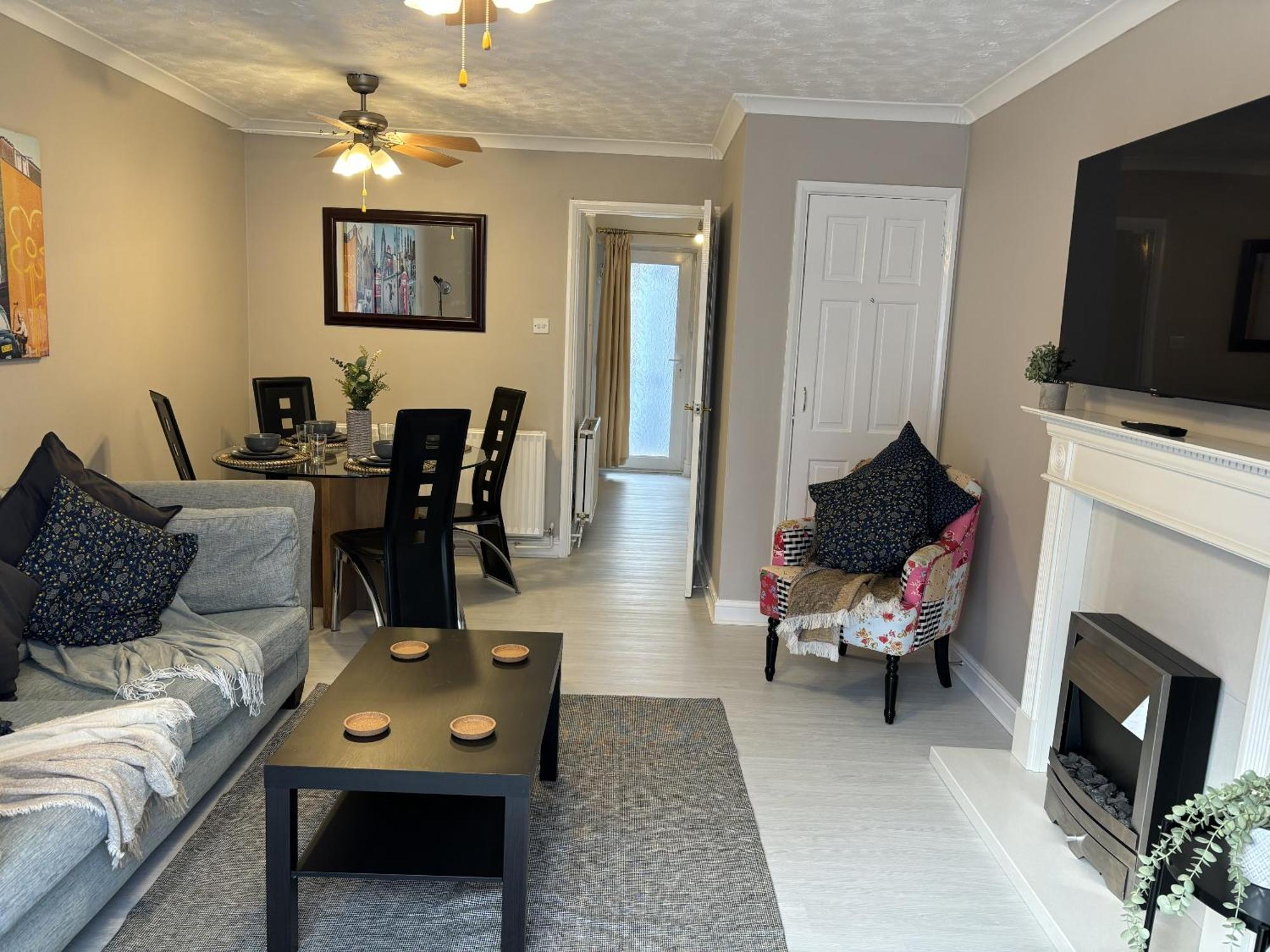 Cosy Corner - 2 Beds, Free Parking, Next To Southampton General Hospital Villa Eksteriør billede