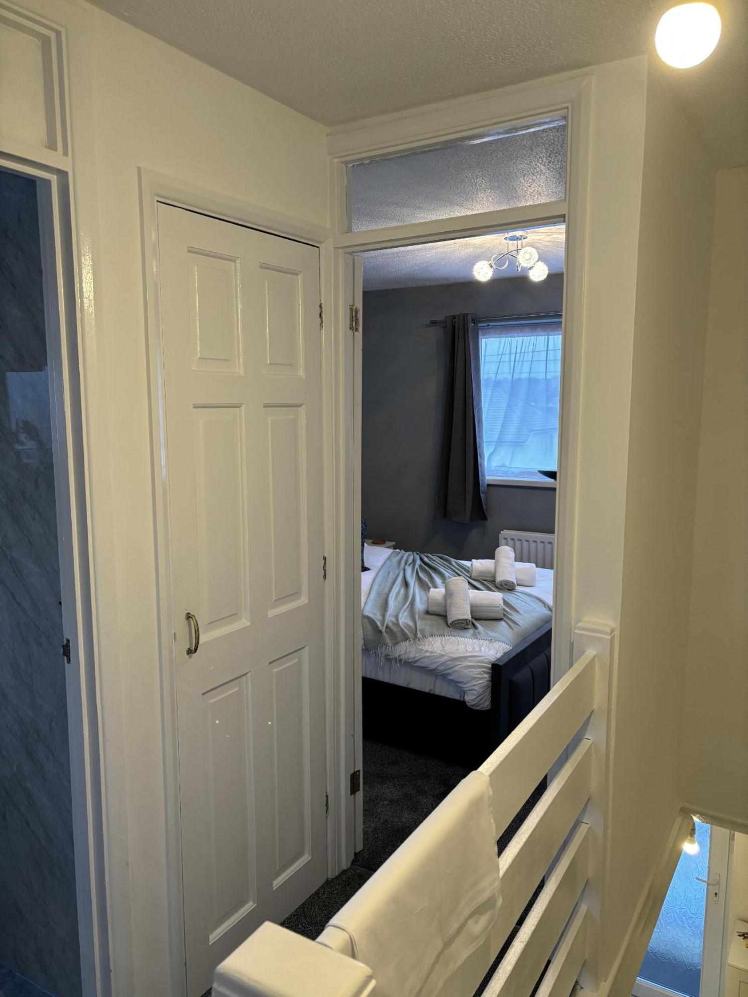 Cosy Corner - 2 Beds, Free Parking, Next To Southampton General Hospital Villa Eksteriør billede