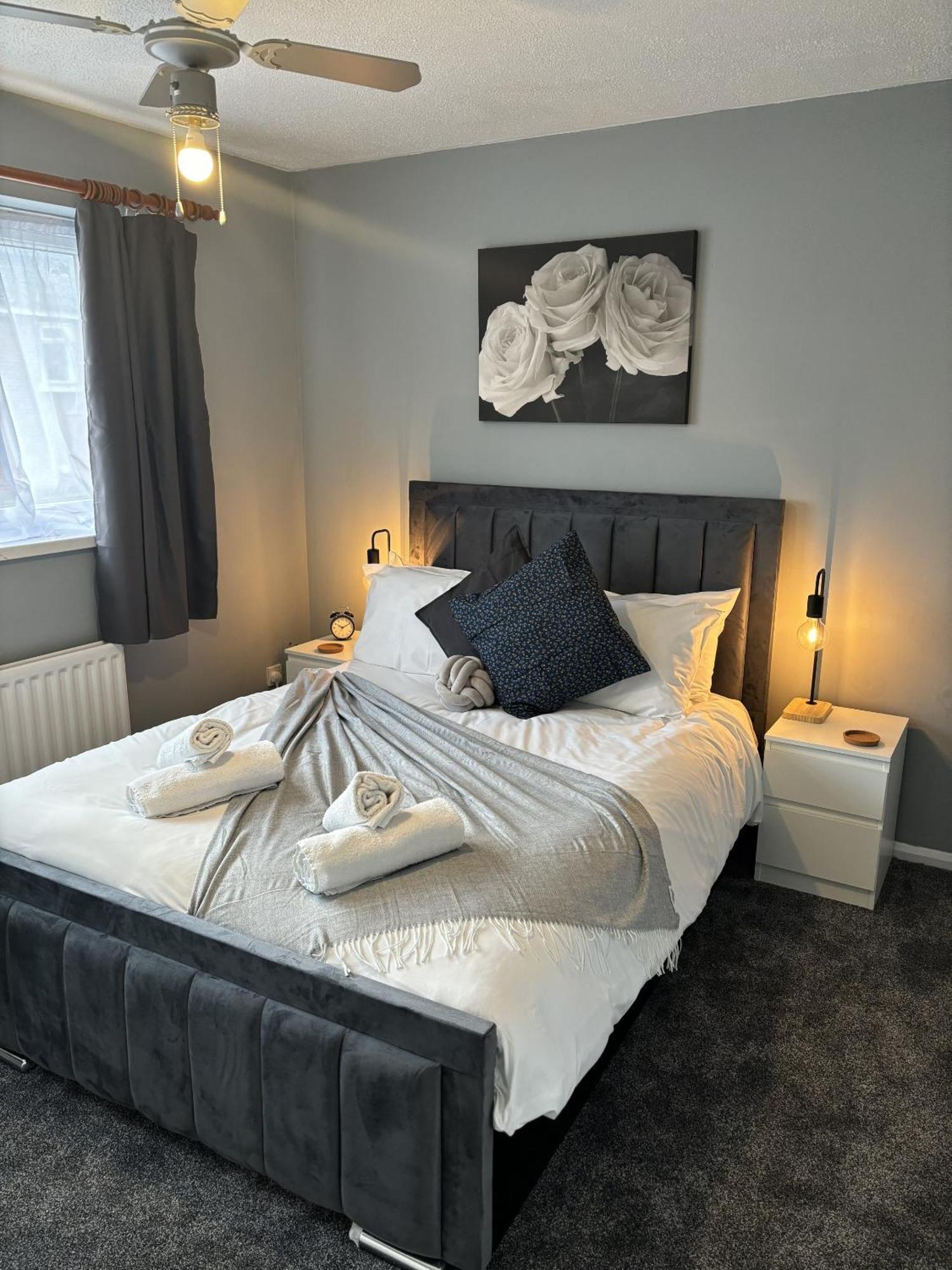 Cosy Corner - 2 Beds, Free Parking, Next To Southampton General Hospital Villa Eksteriør billede