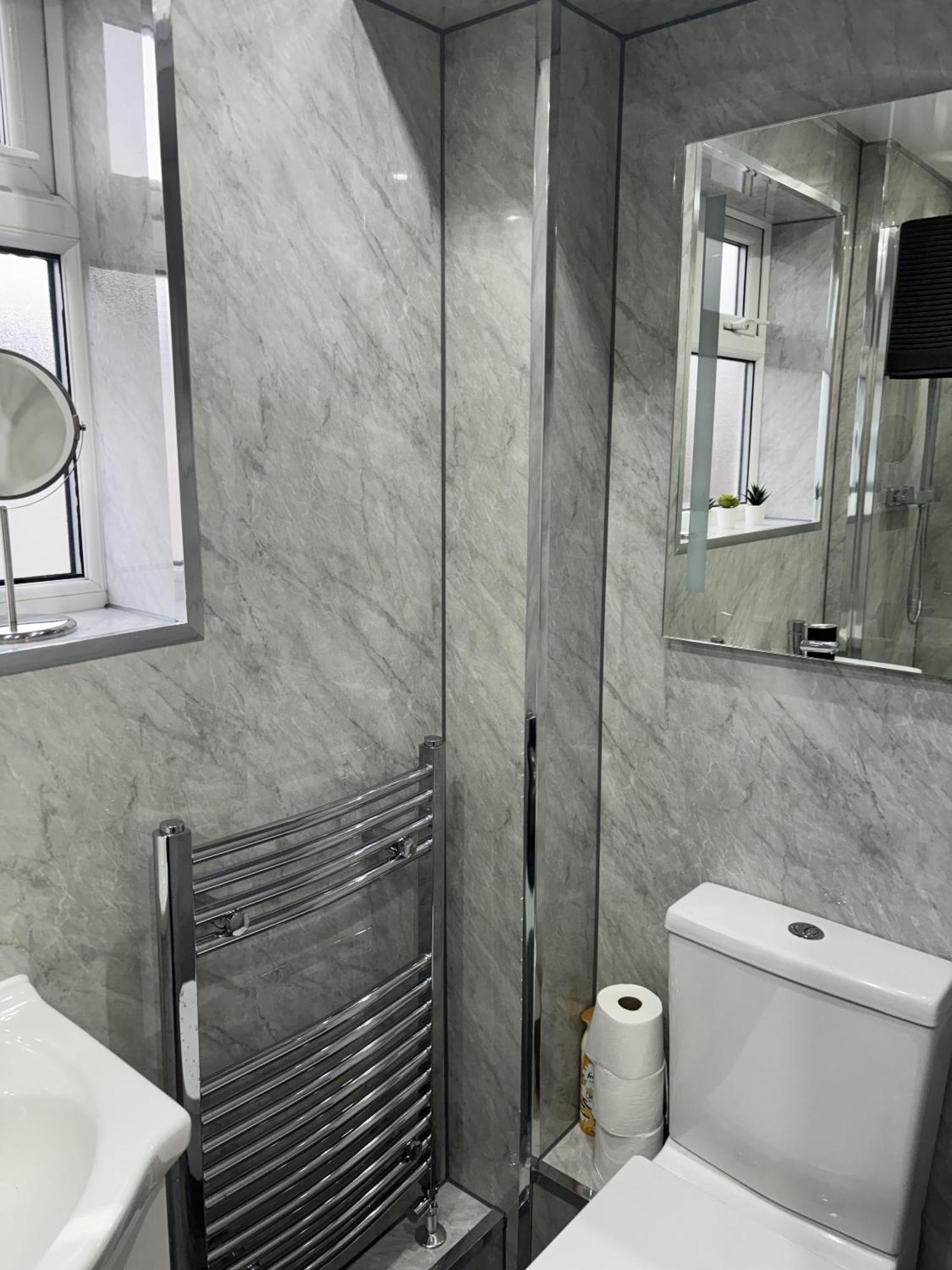 Cosy Corner - 2 Beds, Free Parking, Next To Southampton General Hospital Villa Værelse billede